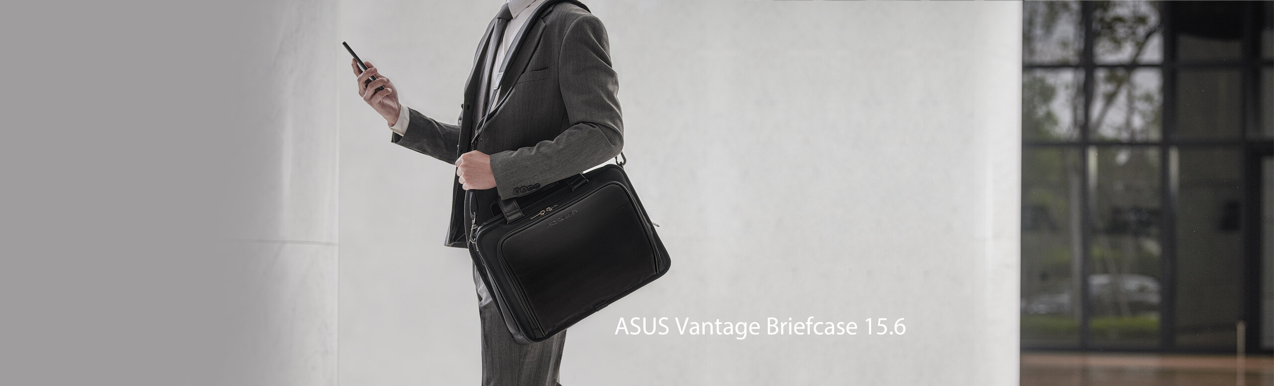 ASUS Vantage Briefcase 15.6